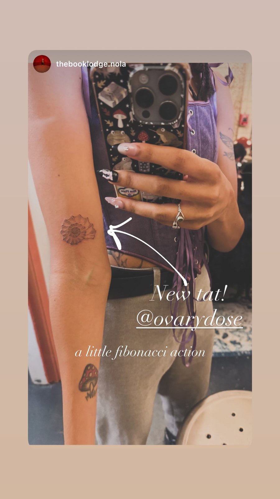 Flash tattoo by ovarydose at Midsummer Market